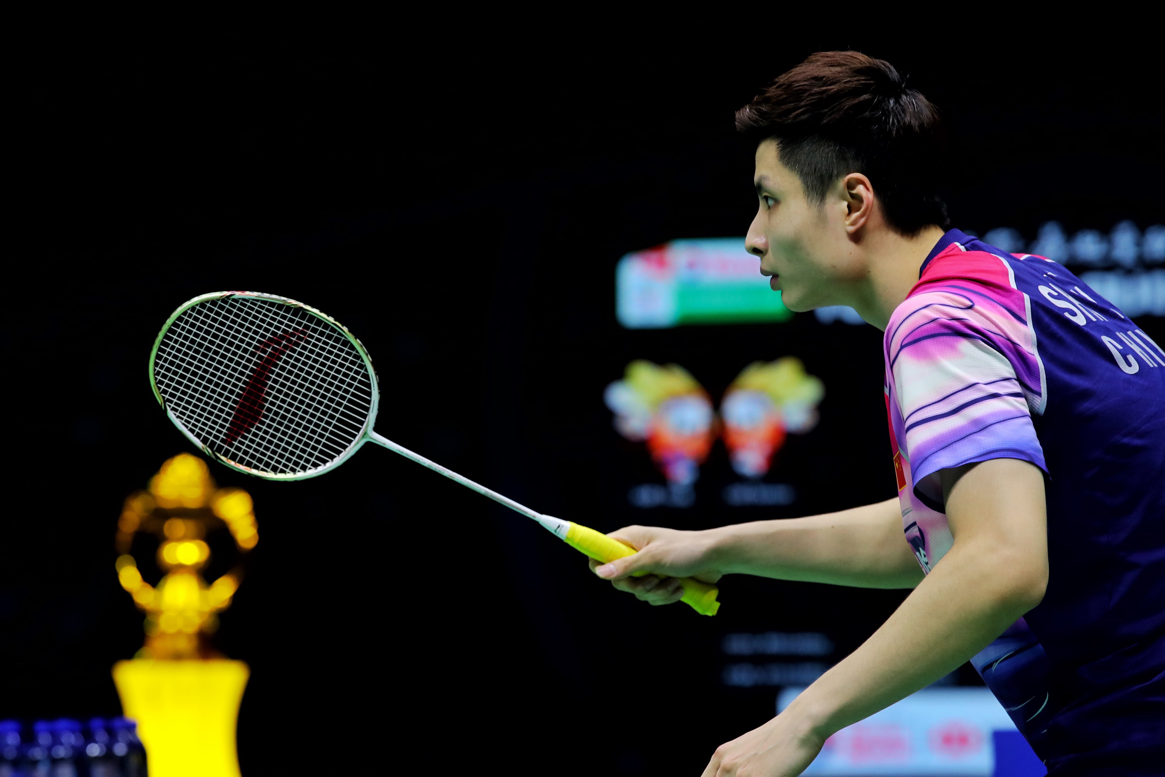 捉襟见肘 捉襟见肘