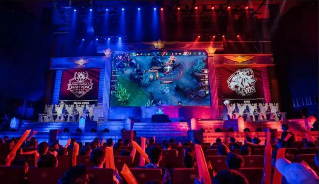 表现上的下 表现上的下